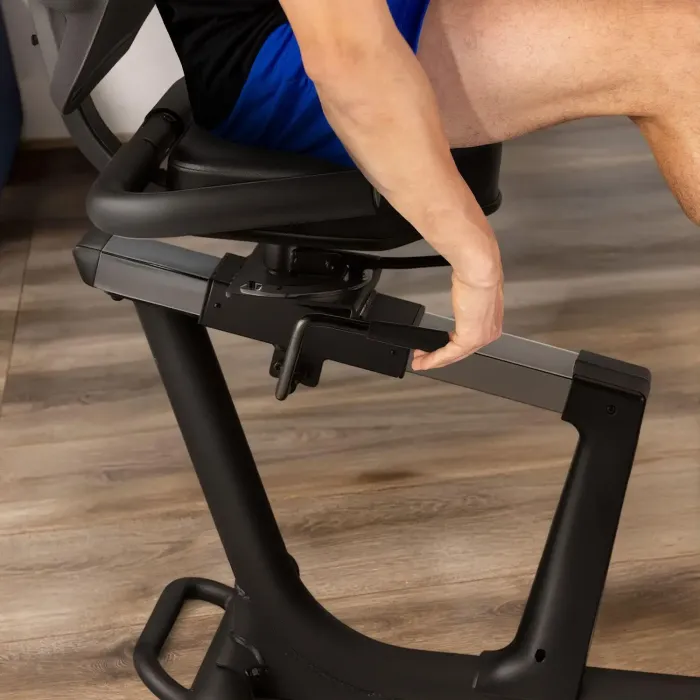 Горизонтальный велотренажер Gymtek XBR8000 электромагнитный