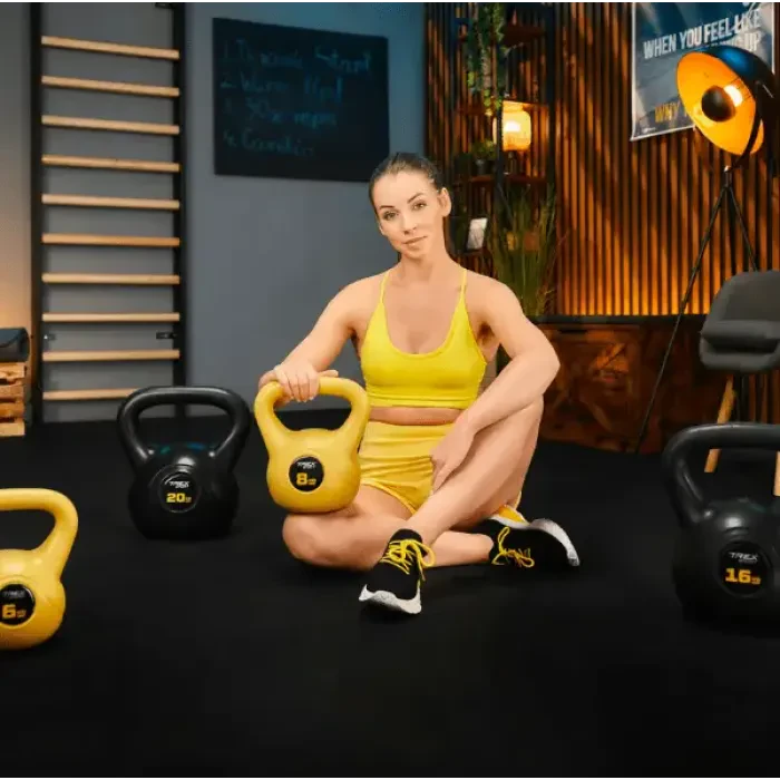 Гиря виниловая 8кг Trex Sport TX-008CKB желтая