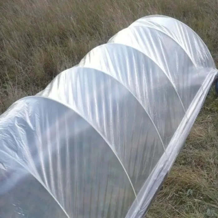 Парник из пленки 8 м. Плотность 100 г/м2. Агропарник арочный. Мини теплица. Дачная теплица. УФ-стабилизатор