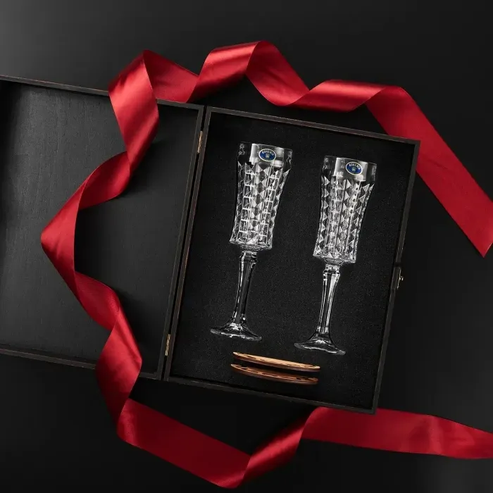 Подарочный набор 2 бокалы для шампанського и костеры. 2 шт бокалов  Diamond 120 мл красивый подарок