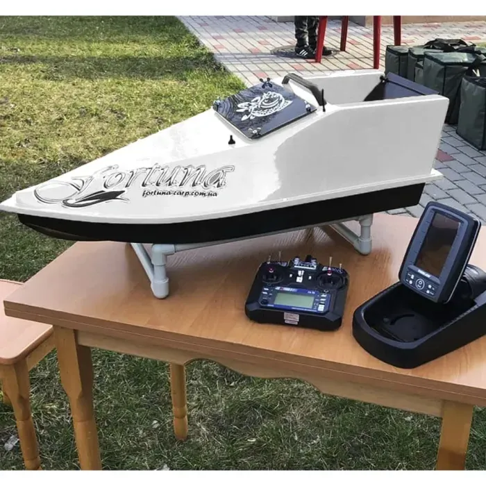 GPS (Maxi Cortex), Ехолот Toslon TF520, Прикормочний кораблик для риболовлі Фортуна (27000 mAh) Білий