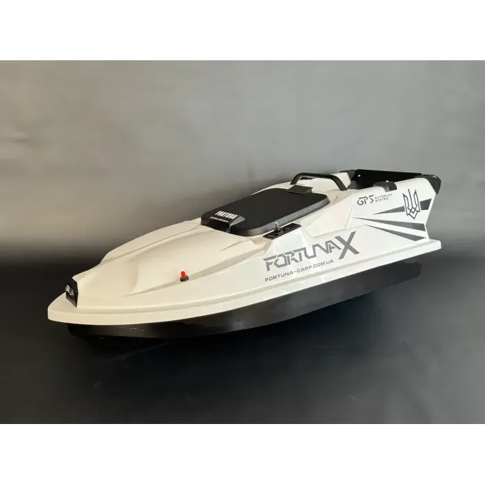 Катер для рыбалки Fortuna-X с GPS автопилотом, аккумулятор 40000мАч, эхолот (Опция)