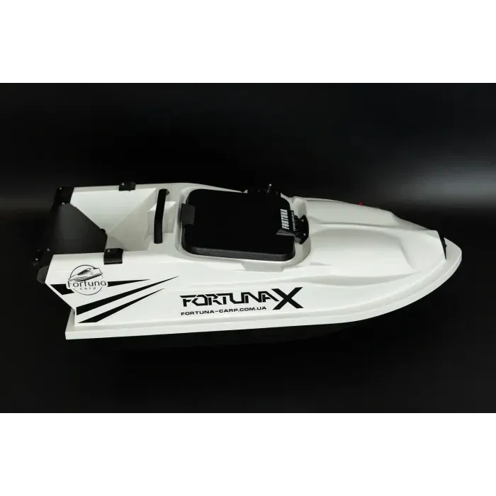 Катер для рибалки Fortuna-X з GPS та ехолотом Toslon TF520 | Короповий кораблик