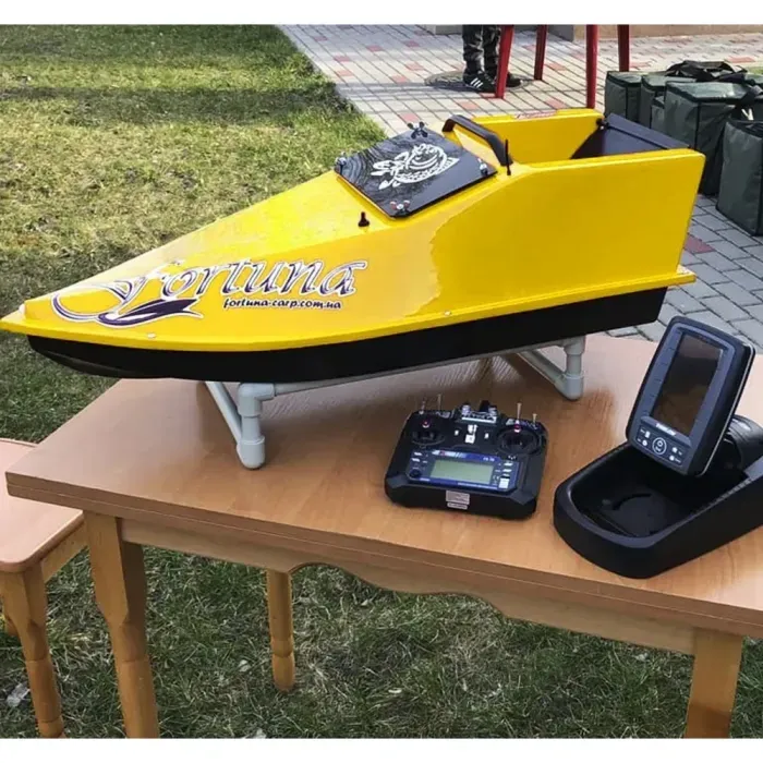 Кораблик для підгодовування Фортуна (45000 mAh) з ехолотом Toslon300 Жовтий. Рибальський кораблик для загодівлі