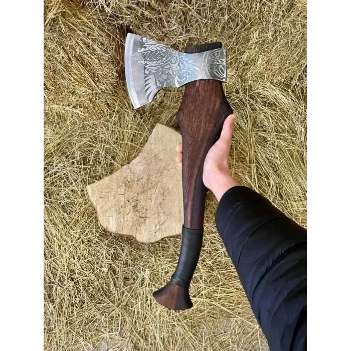 Топор ручной работы с гравировкой "Рагнар" МАХ сталь У8 - Gorillas BBQ. Топор для подарка