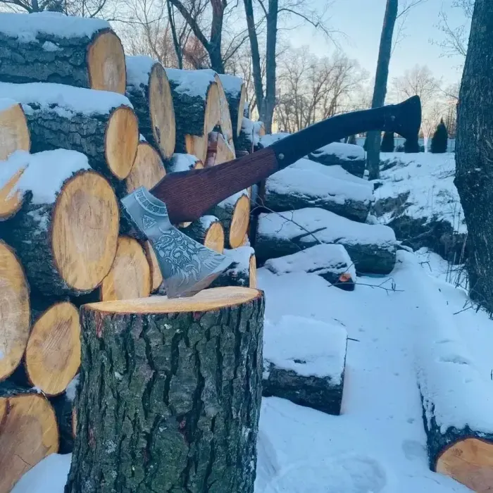Топор "Конунг" Gorillas BBQ - Ручная Ковка У7 с Королевской Гравировкой, Ясеневая Рукоять, Подарочная Линейка