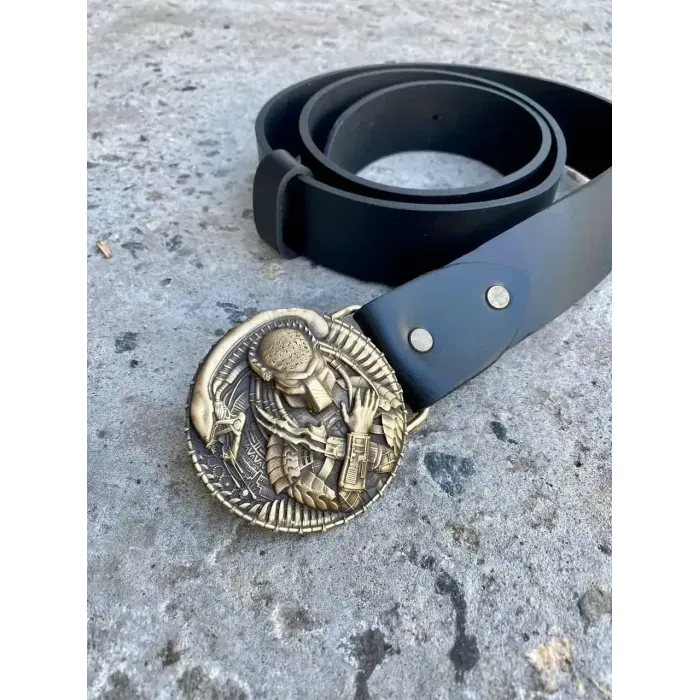 Чоловічий Шкіряний Ремінь із пряжкою «Чужий vs Хижак» латунь Gorillas Accessories. Ручна робота