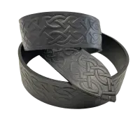 Кожаный Ремень (тиснение) с пряжкой "Один" латунь Gorillas Accessories. Ручная работа. Подарочный ремень