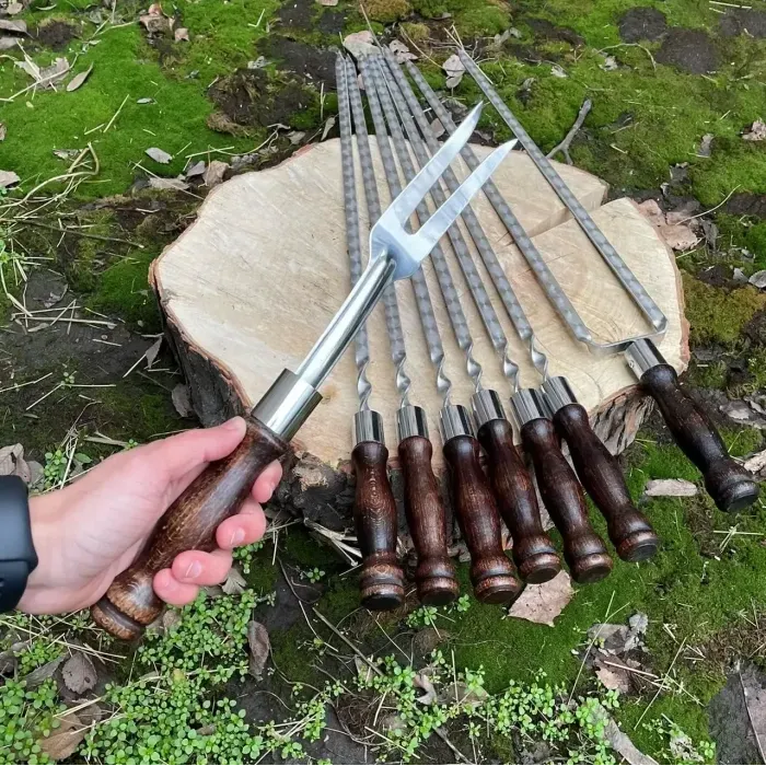 Набір шампурів для шашлику 8 предметів «Кільце» Gorillas BBQ. Шампура з дерев'яними русками