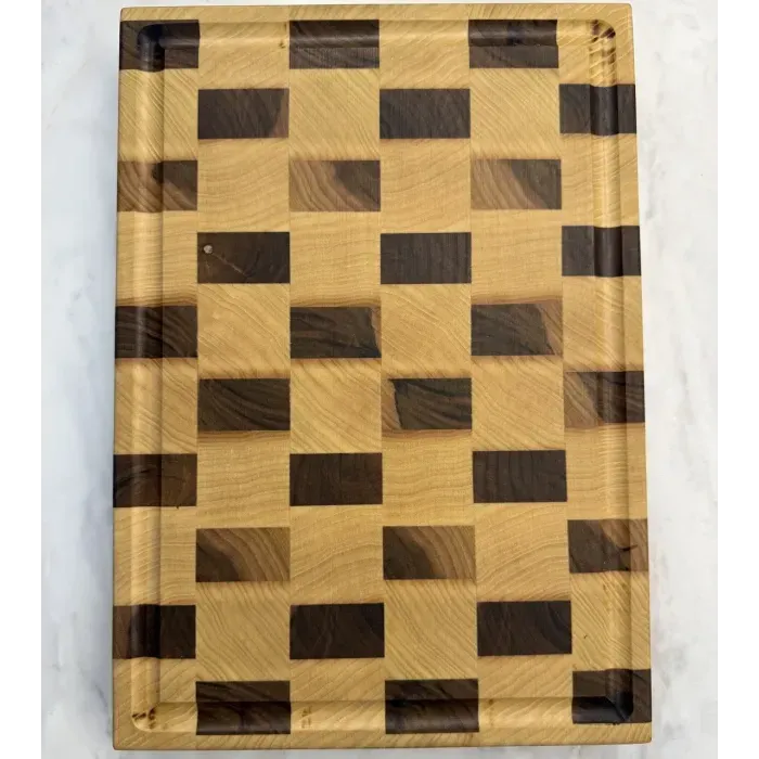 Торцева обробна дошка Gorillas BBQ DS54 ясен/горіх 320x230x40 мм з жолобом для соку