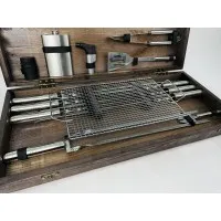 Подарочный набор для пикника BBQ Max, ручной работы , в удобном деревянном кейсе.