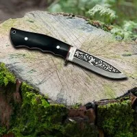 Туристический нож с гравировкой Arhar черный из стали 440C + Чехол из ткани