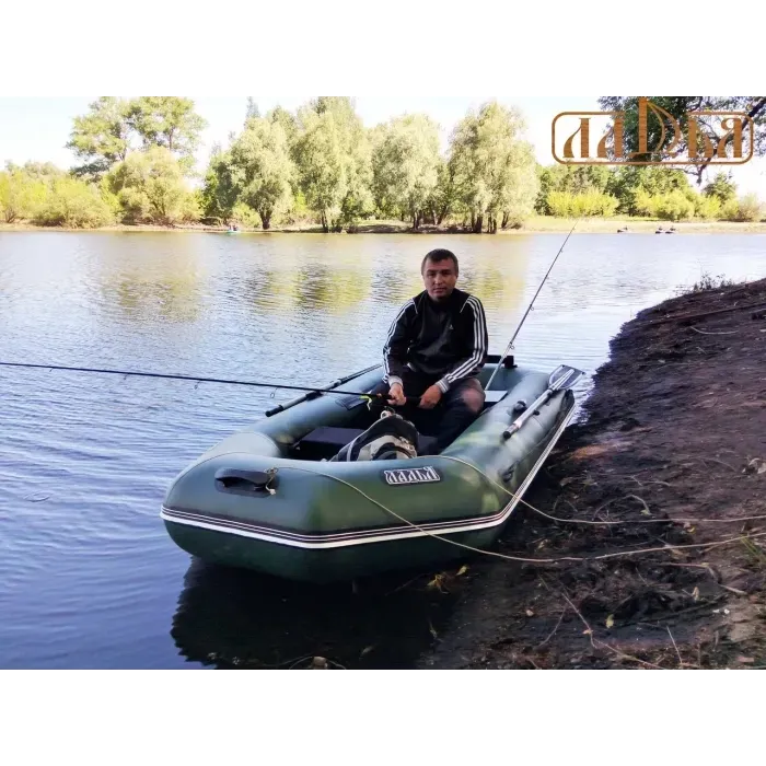 Надувная лодка 2-х местная для рыбалки, туризму, отдыха Ладья ЛТ-250ЕВБТ со слань-книжкой. Двухместная