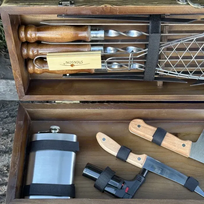 Подарочный набор для барбекю Mzavod Мастер BBQ: шампуры, кейс, фляга, нож и др.