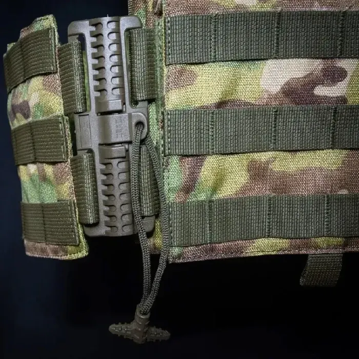 Плитоноска Kirasa мультикам с быстрым сбросом, Cordura 1000D, MOLLE, универсальный размер, под плиты 25х30 см
