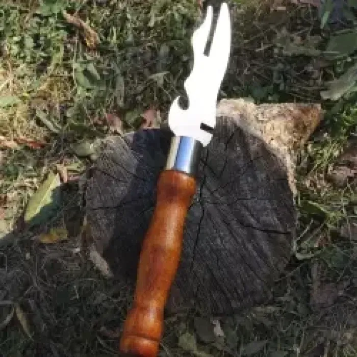 Вилка для снятия мяса с деревянной ручкой
