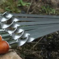 Шампура для люля кебаб и шашлыка с деревянной ручкой 720*20*2,5 мм из нержавеющей стали. Шампура из нержавейки