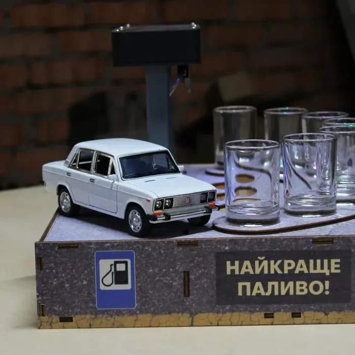 Наливатор алкоголя АЗС Жигули 2106 на 7 чарок (50 мл) с УФ-печатью, USB, дозатор для напитков