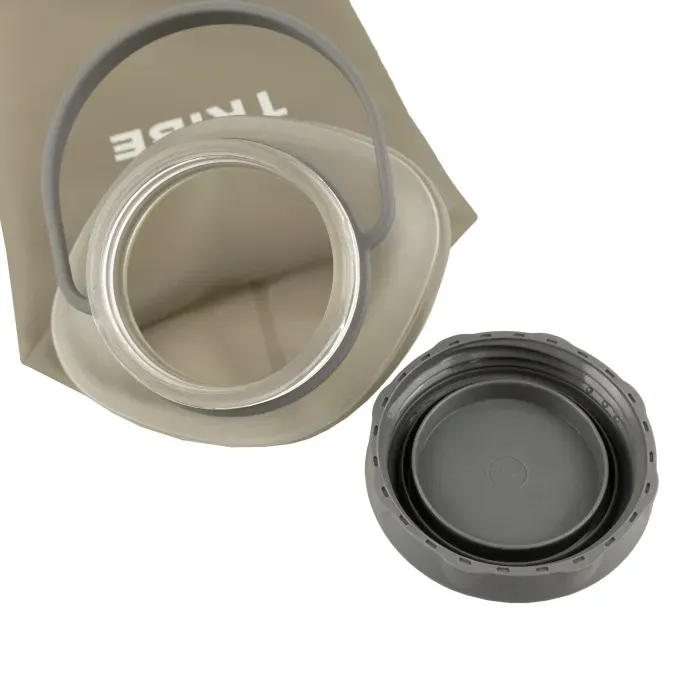 Пляшка Tribe Soft Bottle 1,5 л TPU м'яка T-FE-0024-grey