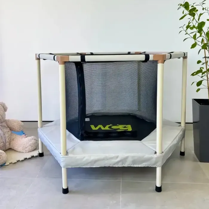 Батут манеж 122 см шестигранный с сеткой WCG Hexi S для маленьких детей. Батут для детской комнаты
